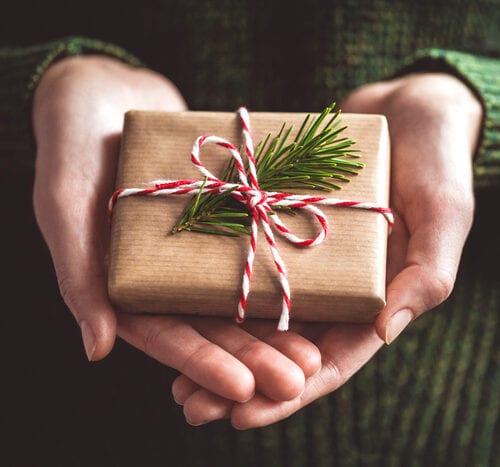 3 options for gifting money to children this Christmas